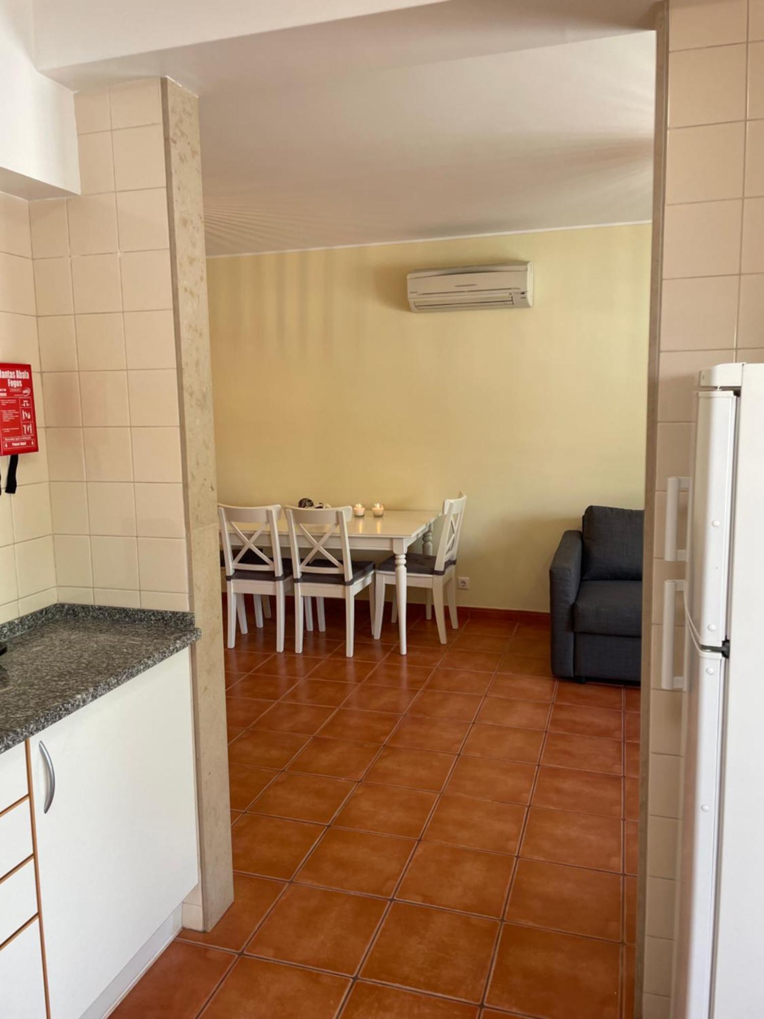 A Casa De *